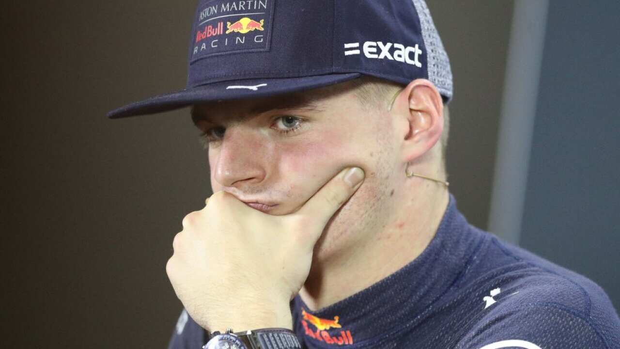 Max Verstappen war stinksauer, weil ihm Esteban Ocon in Brasilien mit seiner "Hauruck-Aktion" den schon sicheren Sieg vor Augen zunichte machte.