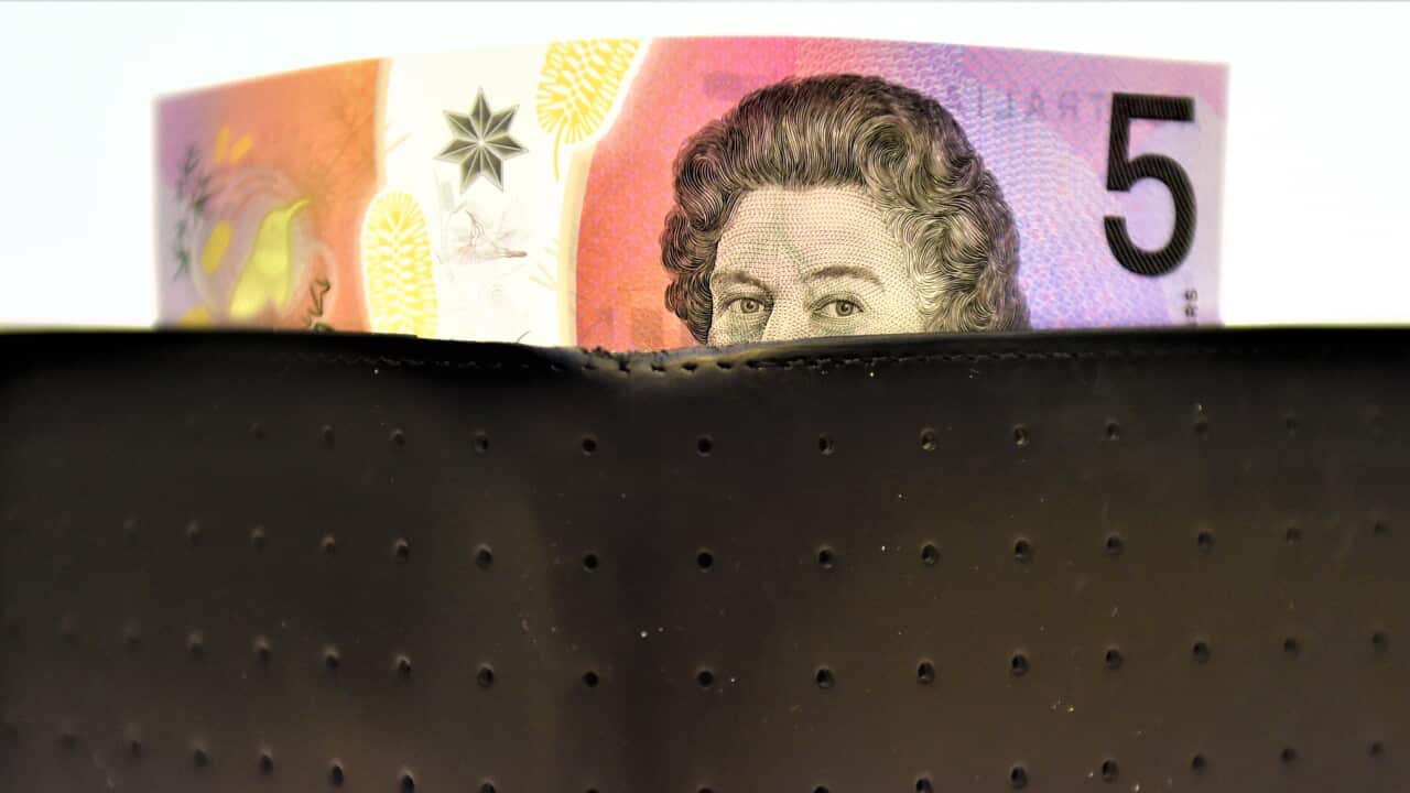 Five Australian dollar banknote.