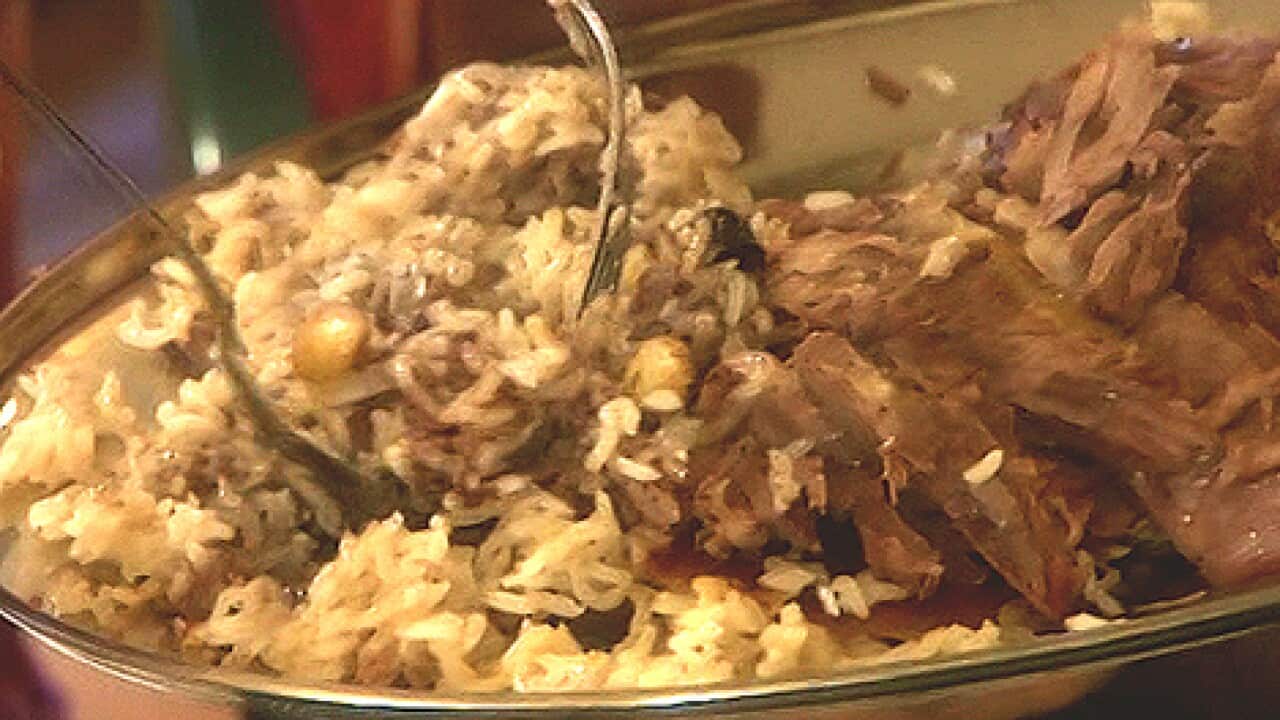 Ouzi-(baked-lamb-and-spiced