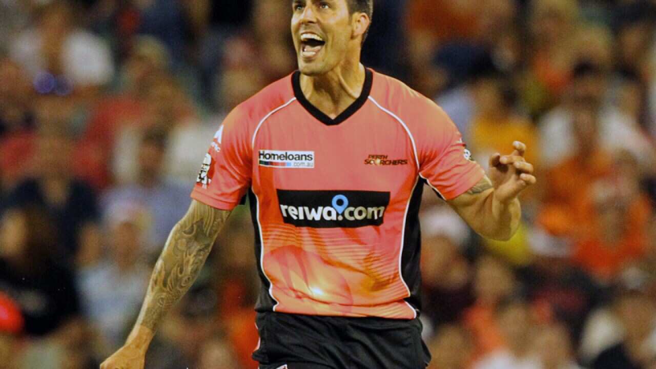 Perth Scorchers recruit Mitchell Johnson