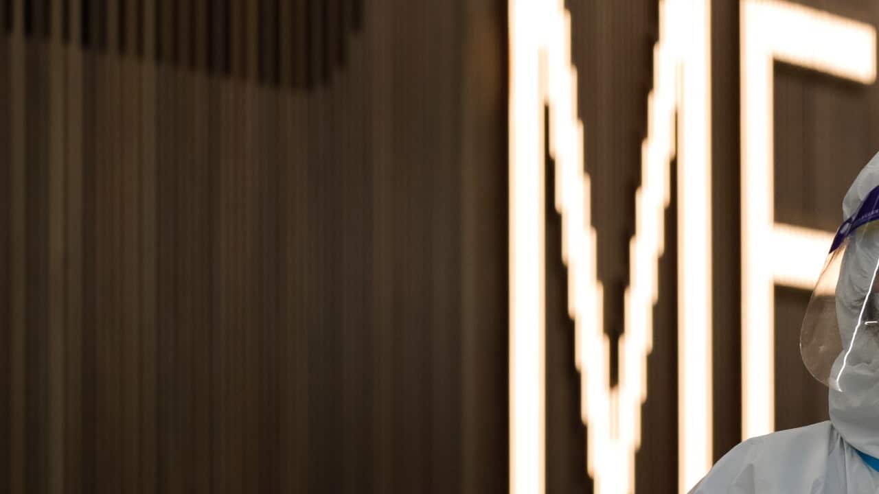 Fully vaccinated eligible visa holders can now come to Australia without needing to apply for a travel exemption. (AAP Image/Con Chronis) NO ARCHIVING