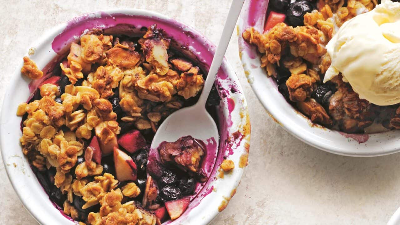 Blueberry crumbles