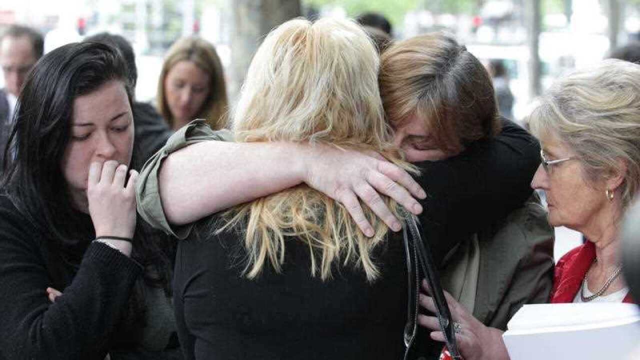 Tributes for Kerang crash victims 10 years on SBS News