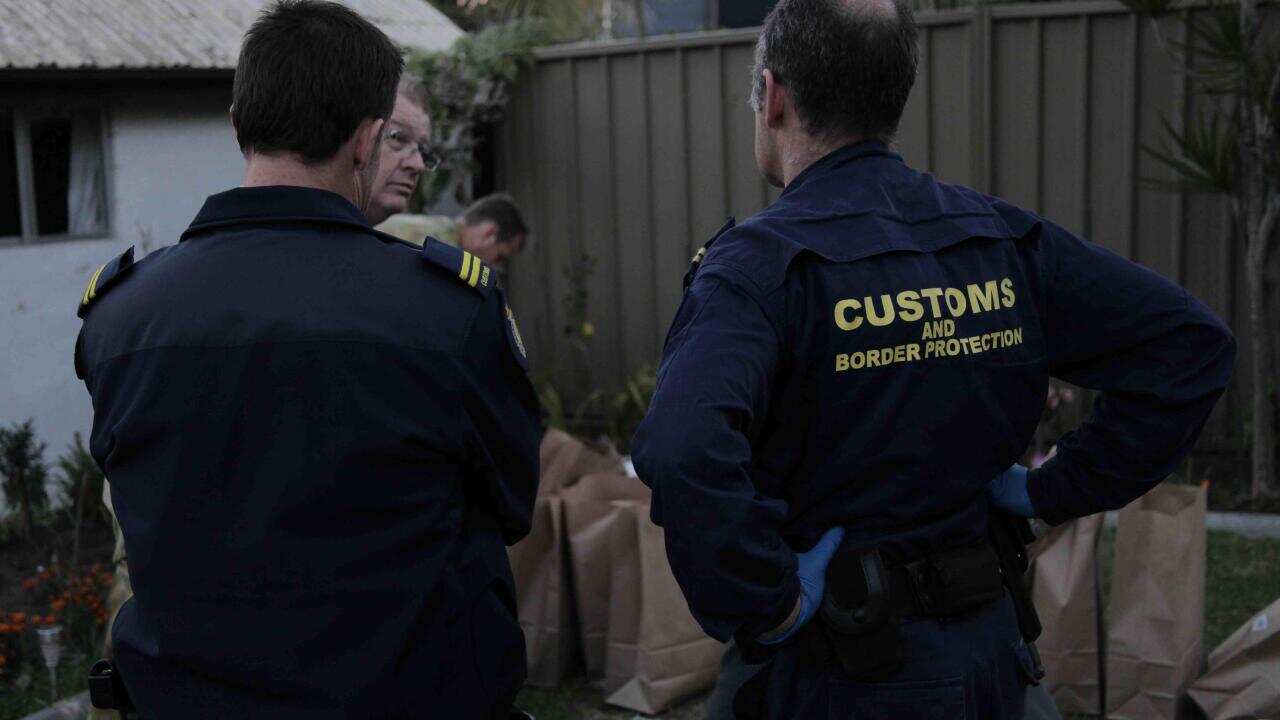 customs_australia_aap.jpg