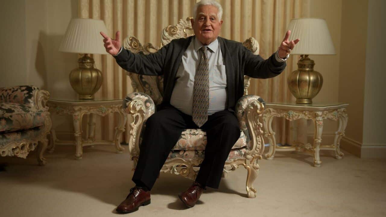 Still frame from "Palazzo di Cozzo".