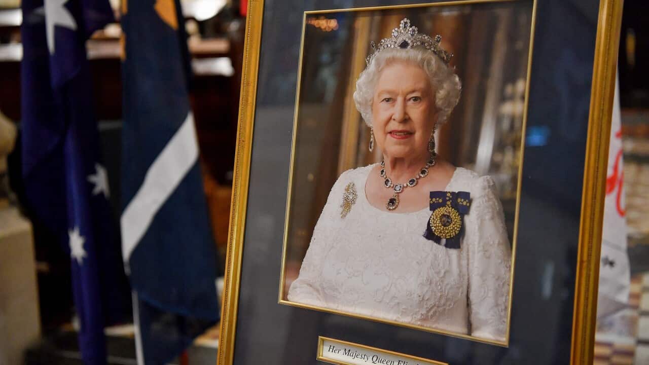 QUEEN ELIZABETH II AUSTRALIA REAX