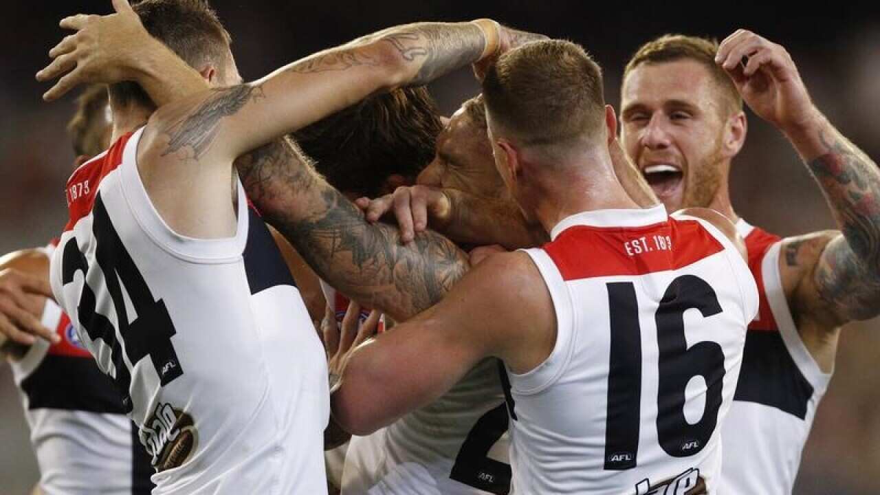 St Kilda v Melbourne.