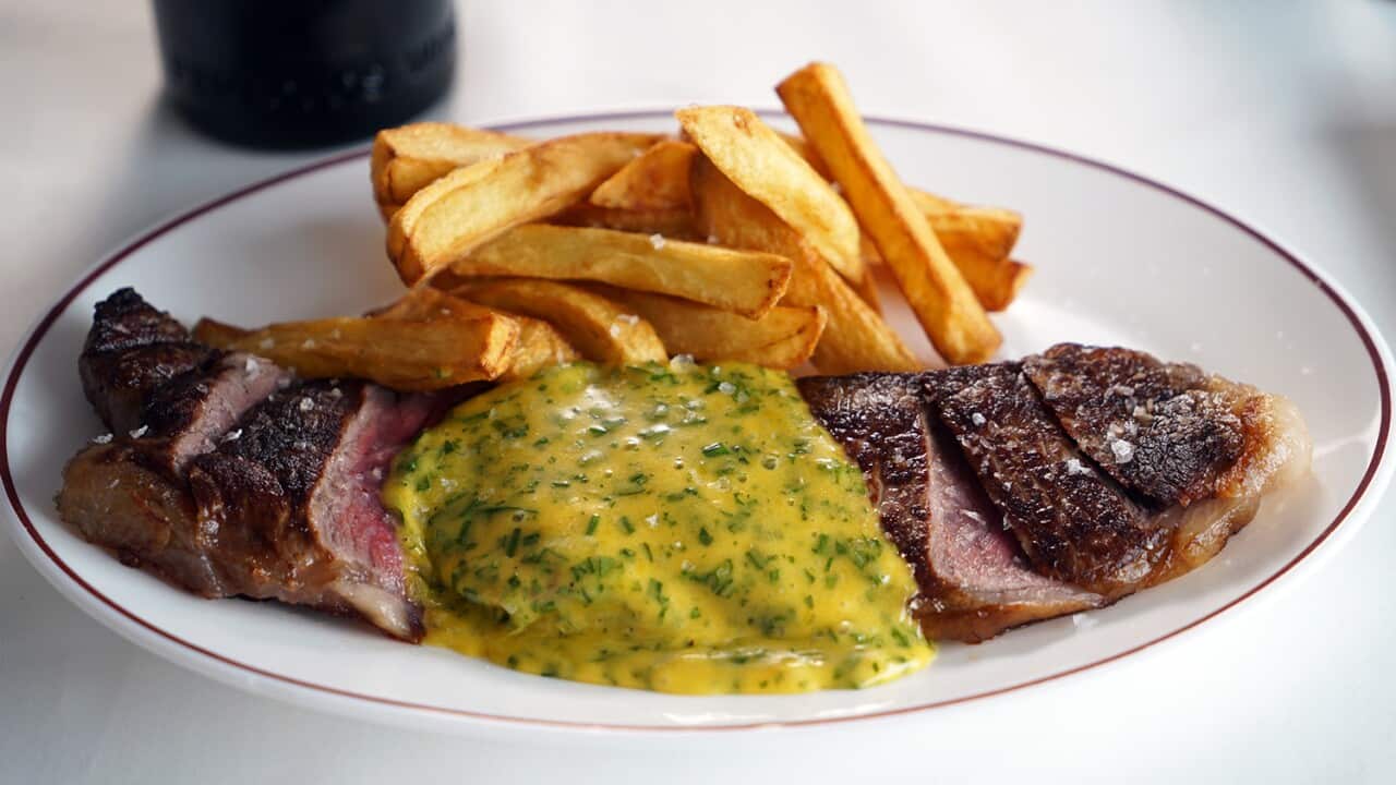 Steak frites with béarnaise sauce SBS Plat du Tour
