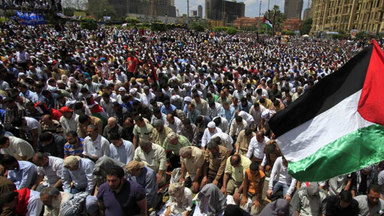 tahir_square_20110514_b_aap_1726078542