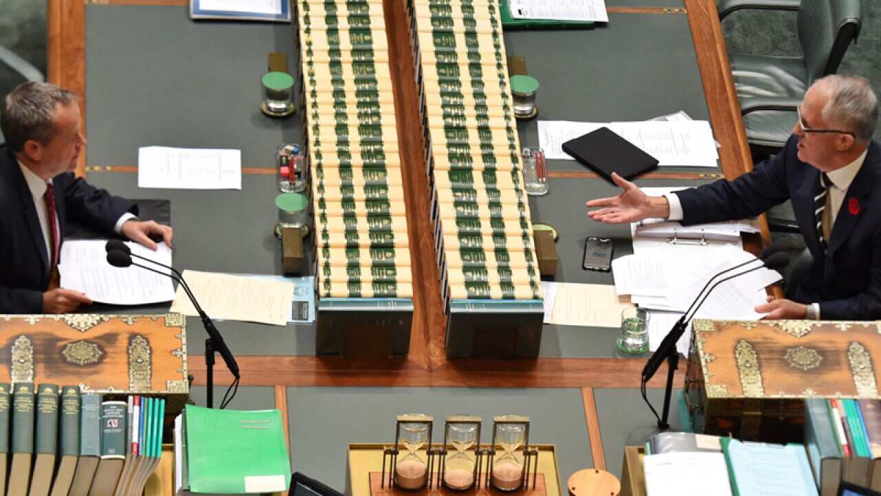 Leader of the Opposition Bill Shorten (L) and PM Malcolm Turnbull