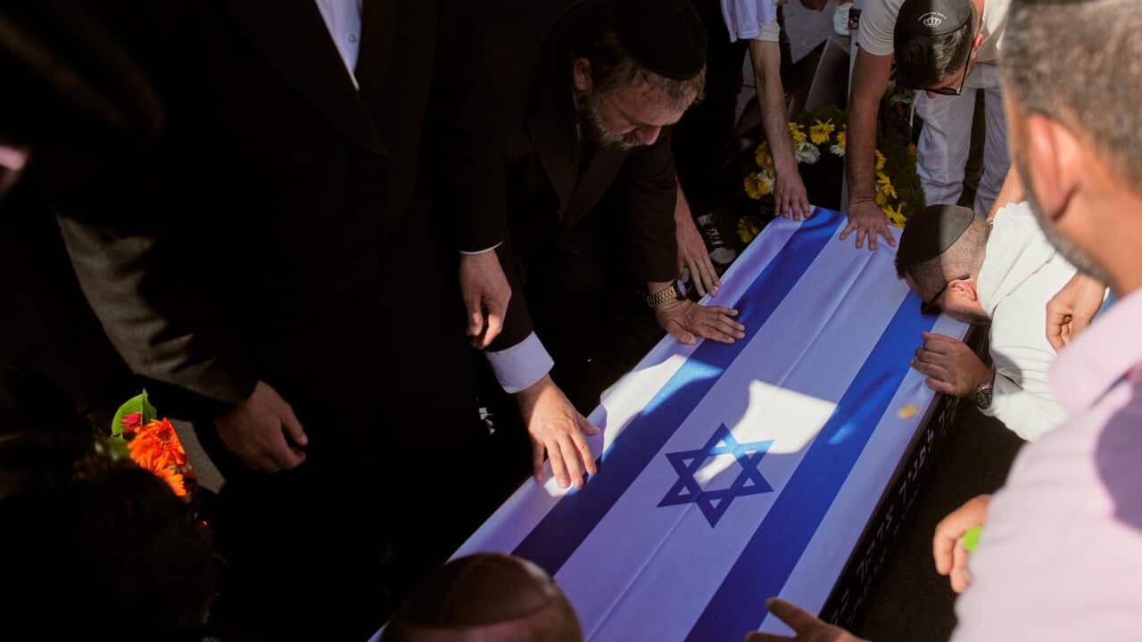 Hamas hands over body of another Israeli hostage Hamas hands over body of another Israeli hostage