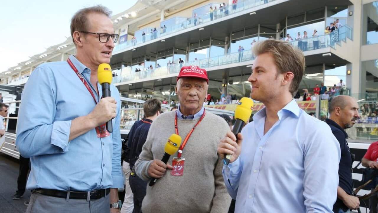 Nicki Lauda im Gespräch mit RTL-Moderator Florian König (li.) und Ex-F1-Weltmeister Nico Rosberg.