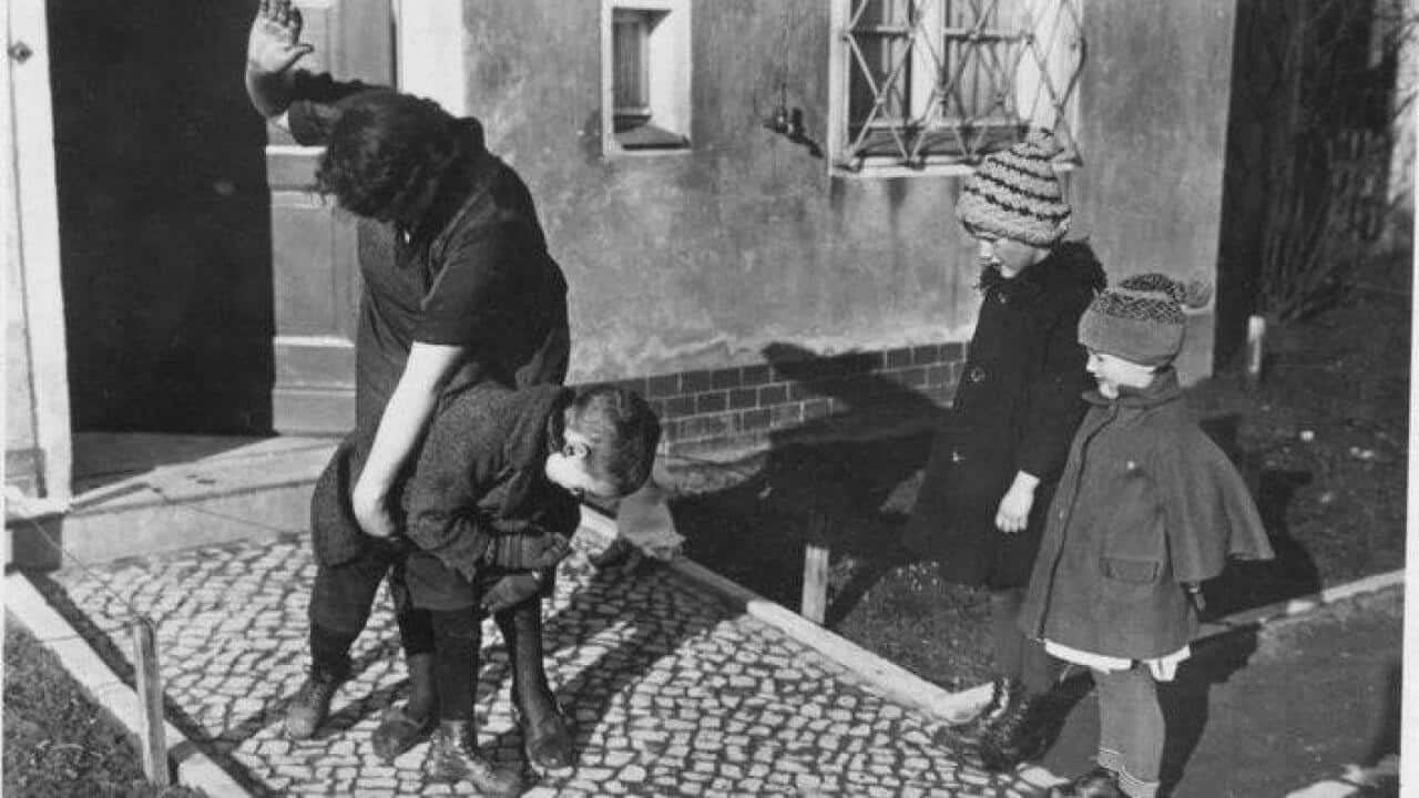 To smack or not to smack...