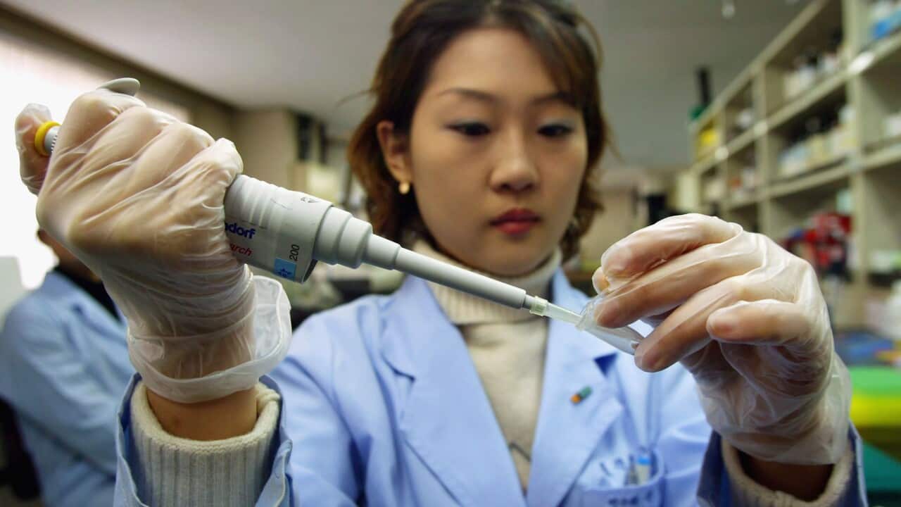 female_scientist_131025_getty.JPG