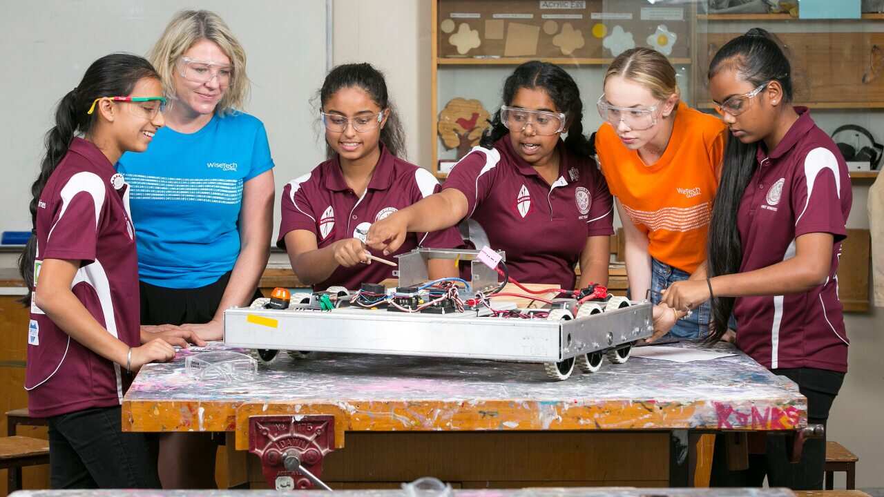 UTS is hoping to attract more female high school students to their engineering and IT department.