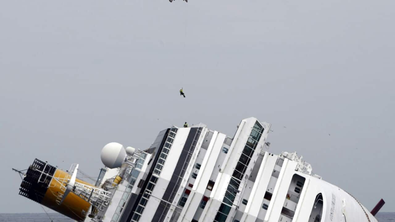 Italy shipwreck captain defends actions