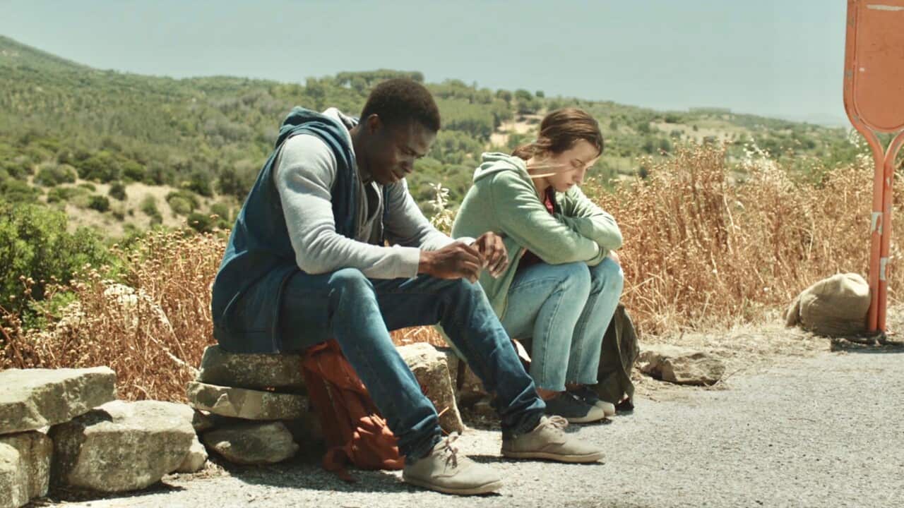 ANNA E BASIM bus stop.jpg