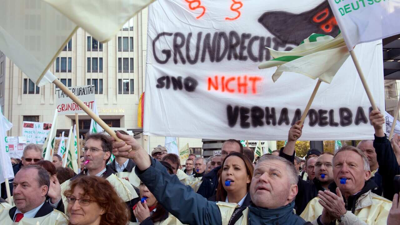 German rail strike to end early on Berlin Wall anniversary SBS News