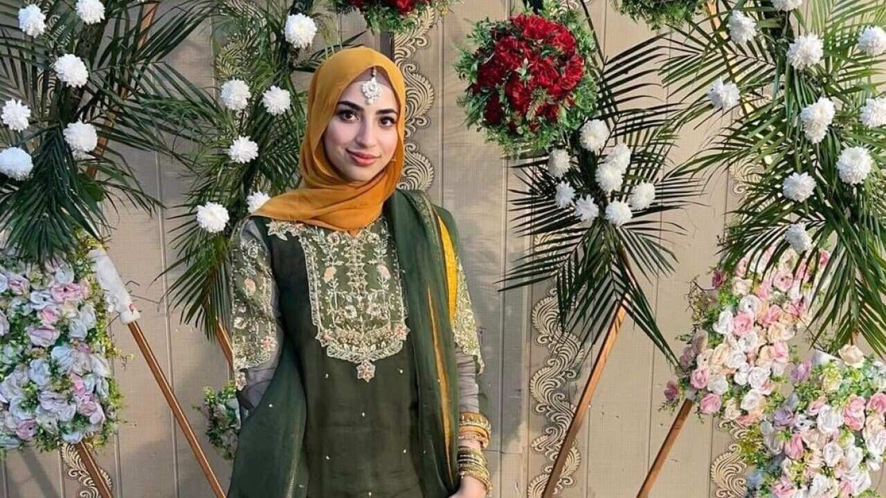 Maria Zaidi, 23, ist eine indisch-australische Muslimin, die sich entschieden hat, den Hijab zu tragen, als sie in der High School war.