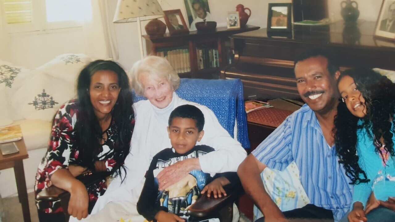 Girma Feissa - Remembering Dr Catherine Hamlin
