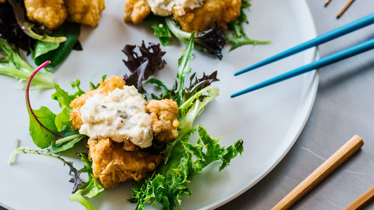 Fried chicken with tartare (tori nanban)
