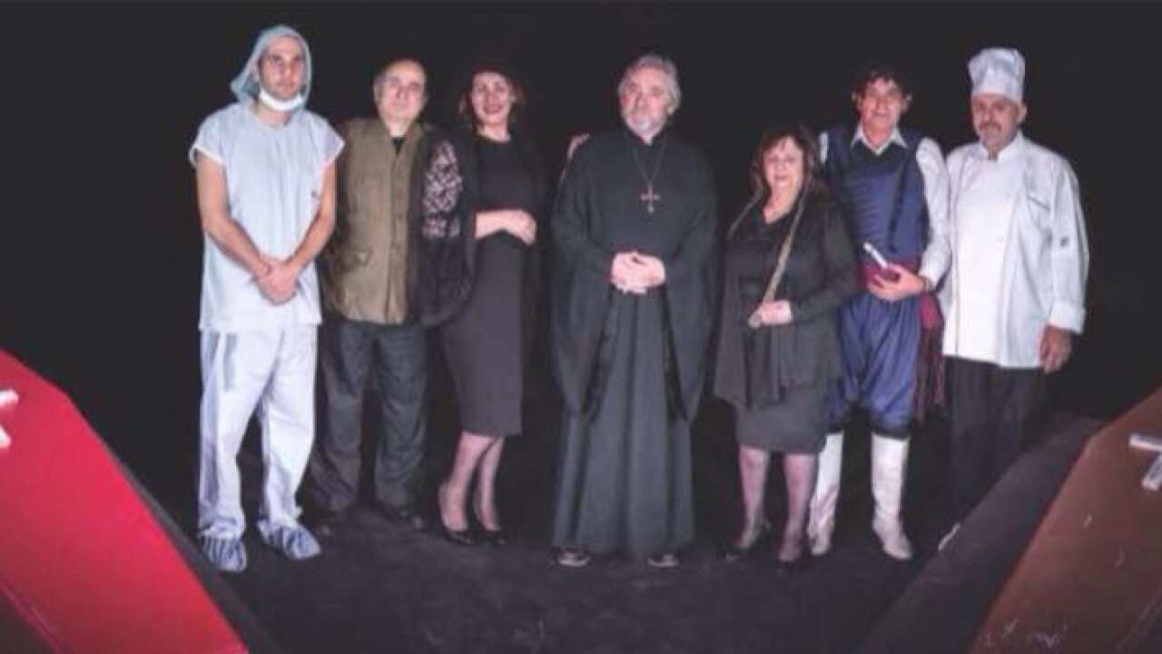 Black comedy to the aid of fire victims in Greece