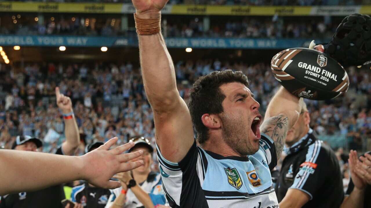 Michael Ennis of the Sharks