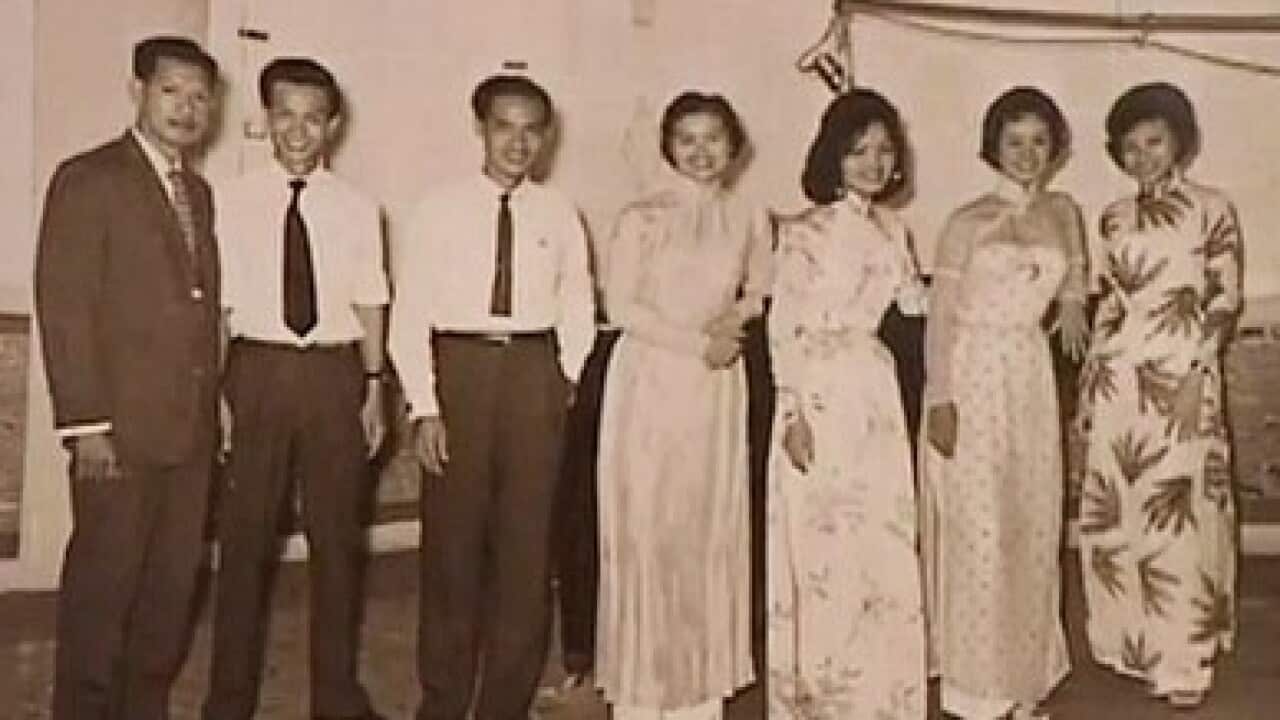 Từ trái: Hoàng Trọng, Duy Trác, Thanh Sơn, Kim Tước, Tuyết Anh, Ánh Tuyết, Mai Hương