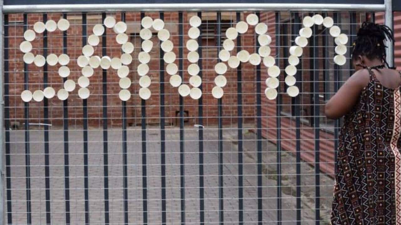 Joan Otieno aonesha kazi yake katika tamasha ya SANAA mjini Adelaide