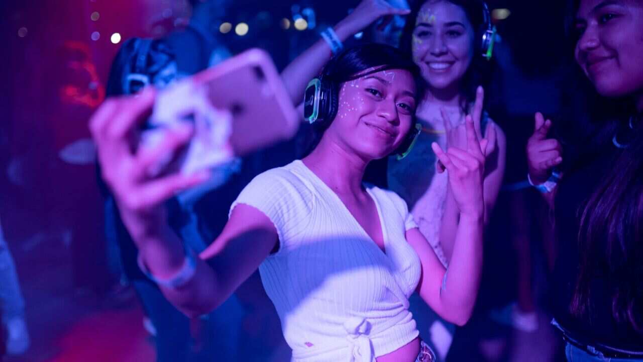 Those in Sydney who are fully vaccinated will be able to hit the dance floor in nightclubs, which were previously open only for drinking.