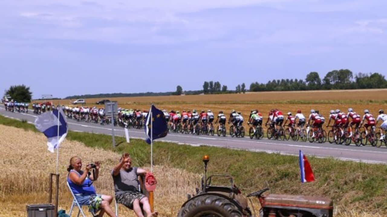 Zwift Tour De France Podcast - Ep 7 - Do you think cycling news has changed? You bet it has!