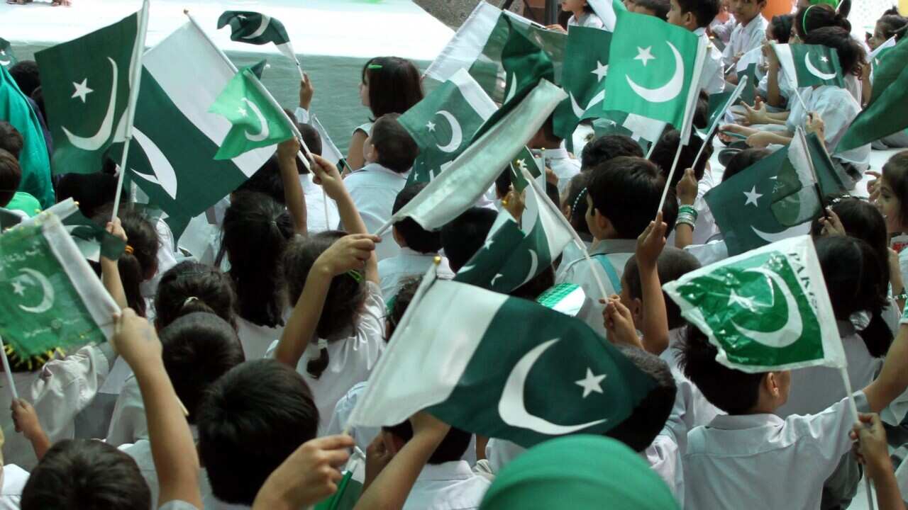national flag of pakistan