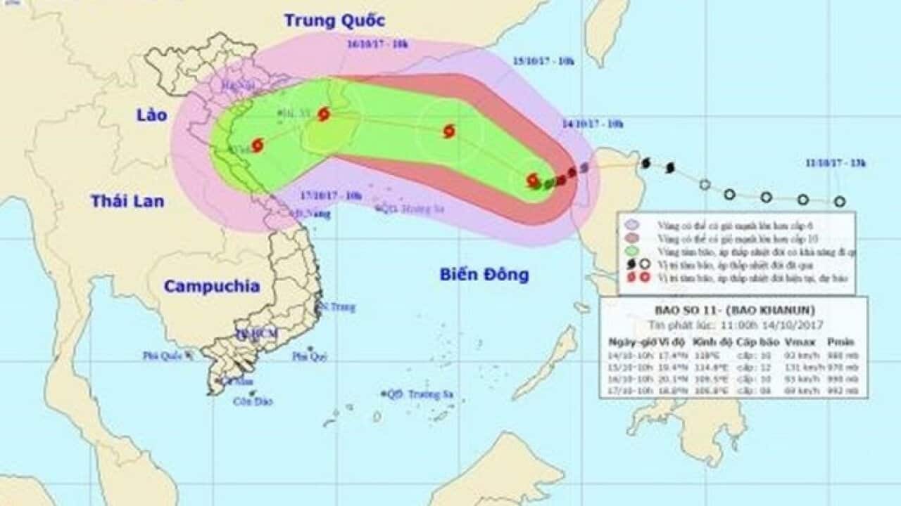 Bão Khanun tiến vào Việt Nam