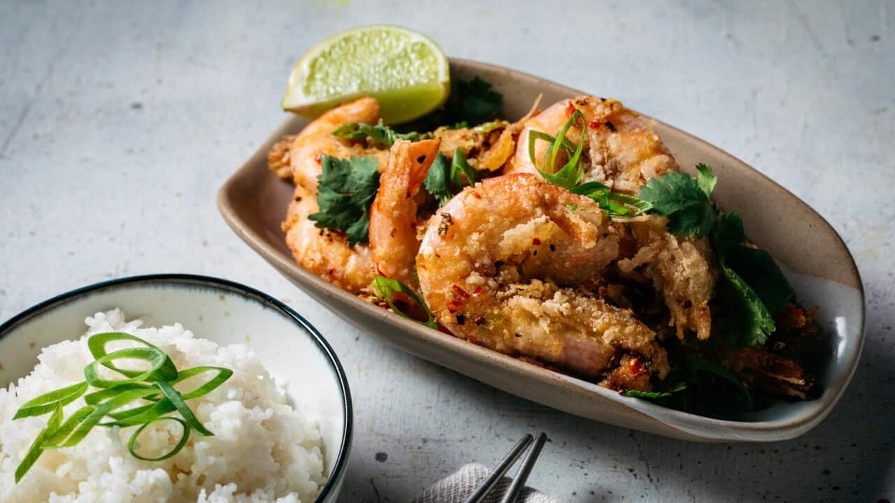 Salt and pepper prawns