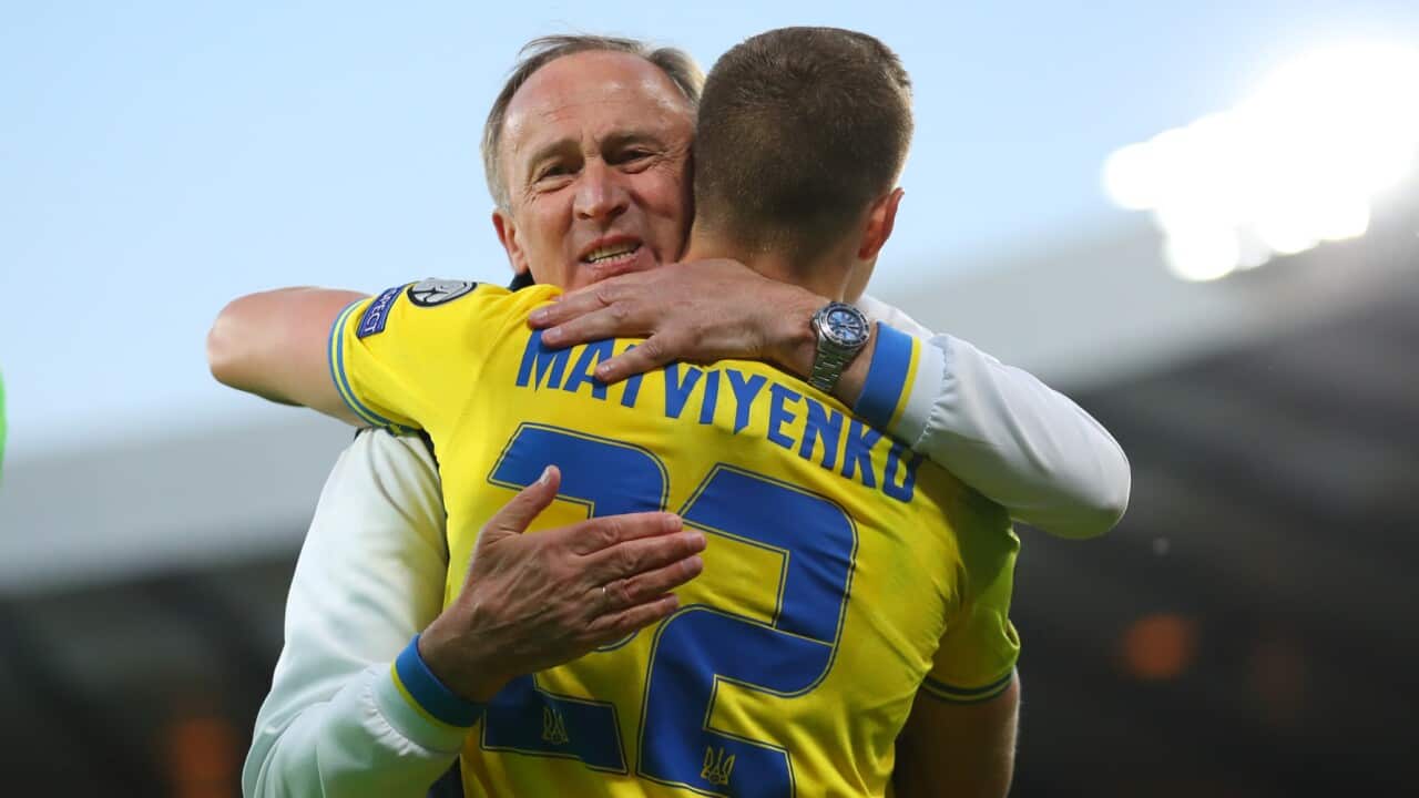 Oleksandr Petrakov celebrates with Mykola Matviyenko