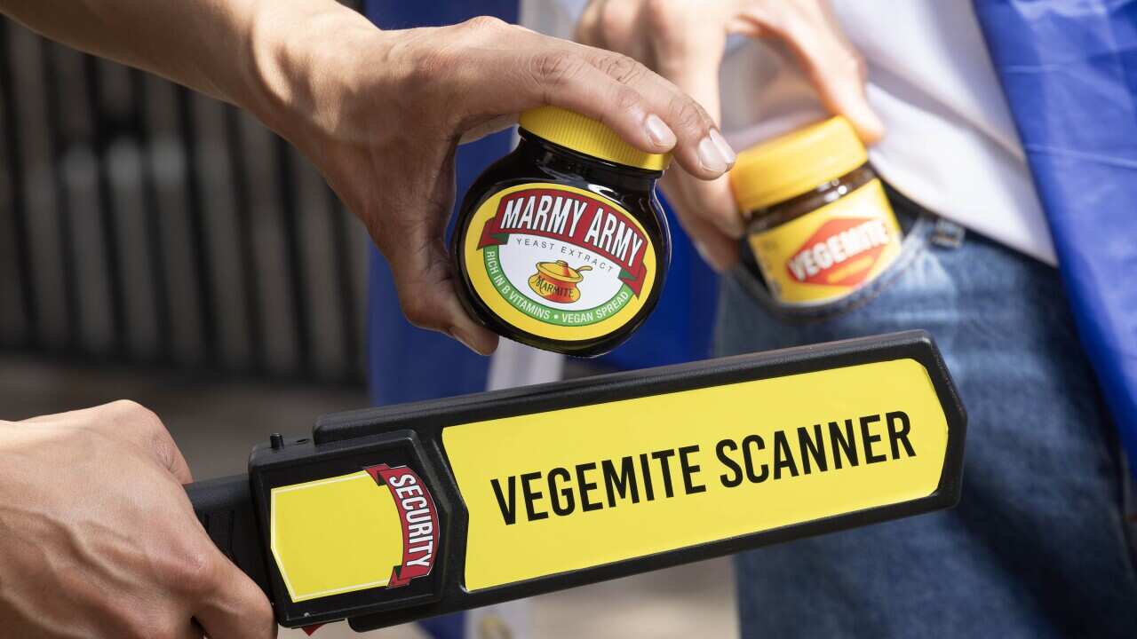 Marmite vs Vegimite at the Ashes