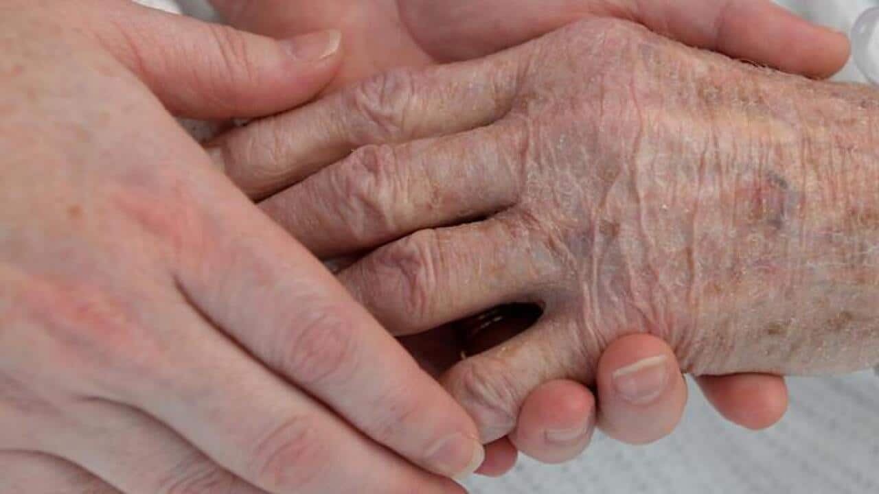 Victorian parliamentary report recommends legalisation of euthanasia