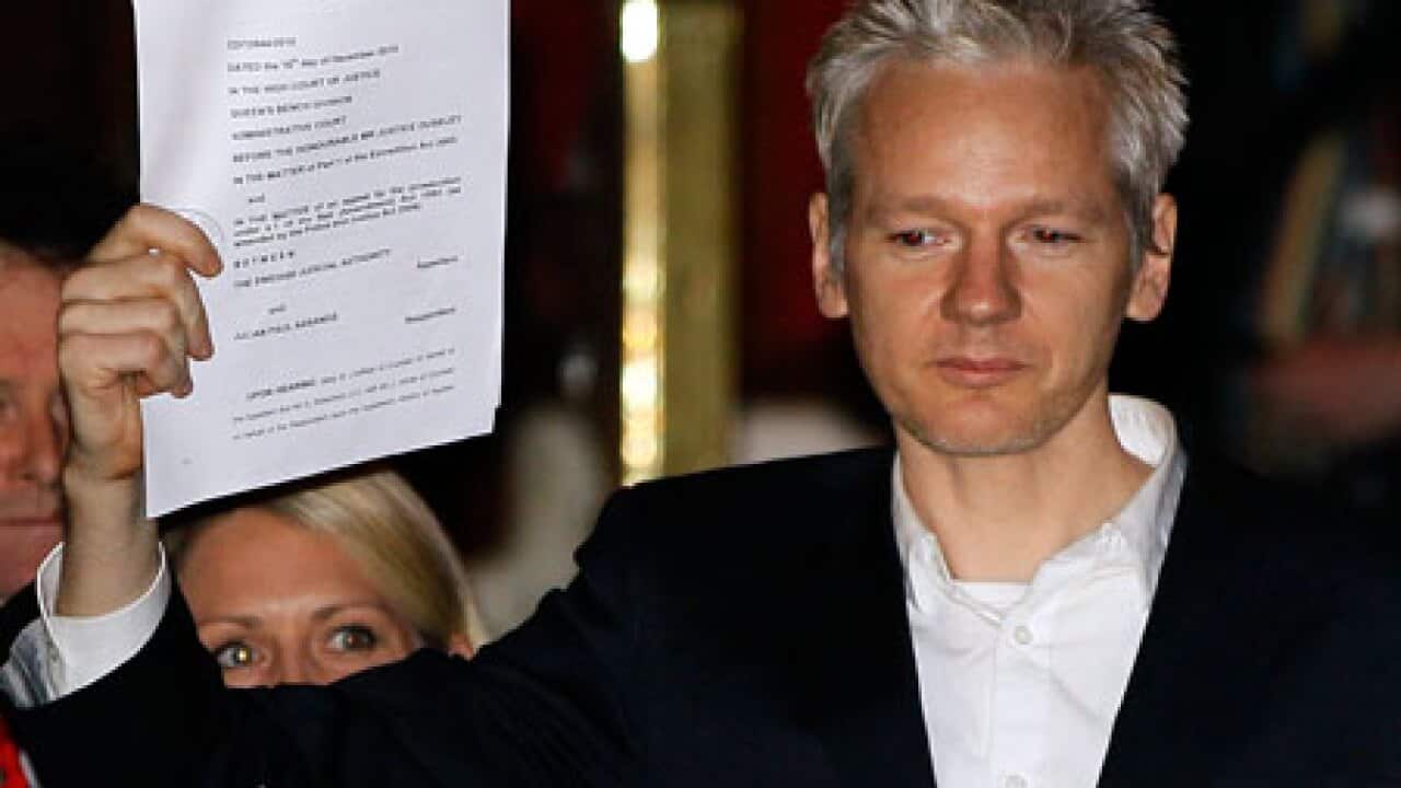 assange_released_bail_101217_aap_1155753143