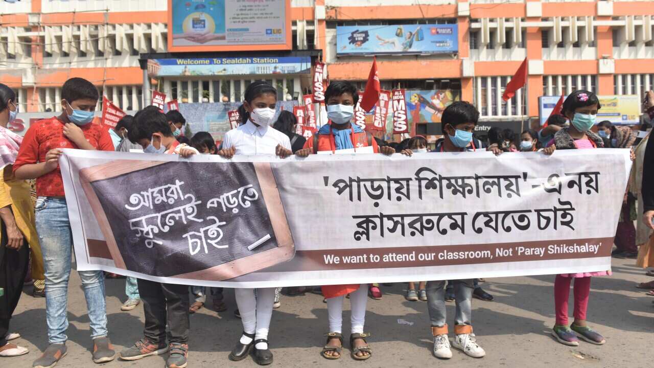 Recently the Government of West Bengal issued a notice opening of schools from 8th standard to 12th including colleges and universities which already started from 3rd February 2022.