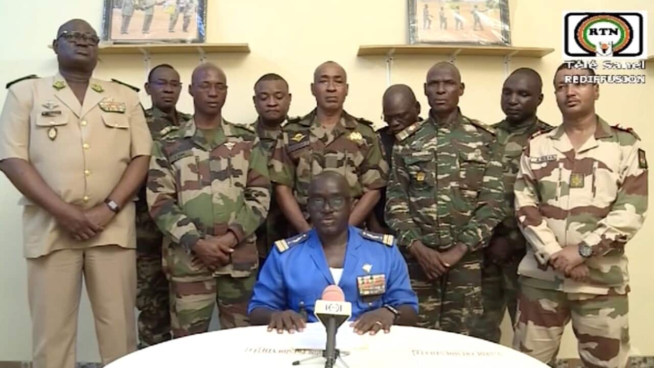 Soldiers in Niger announce coup on national TV