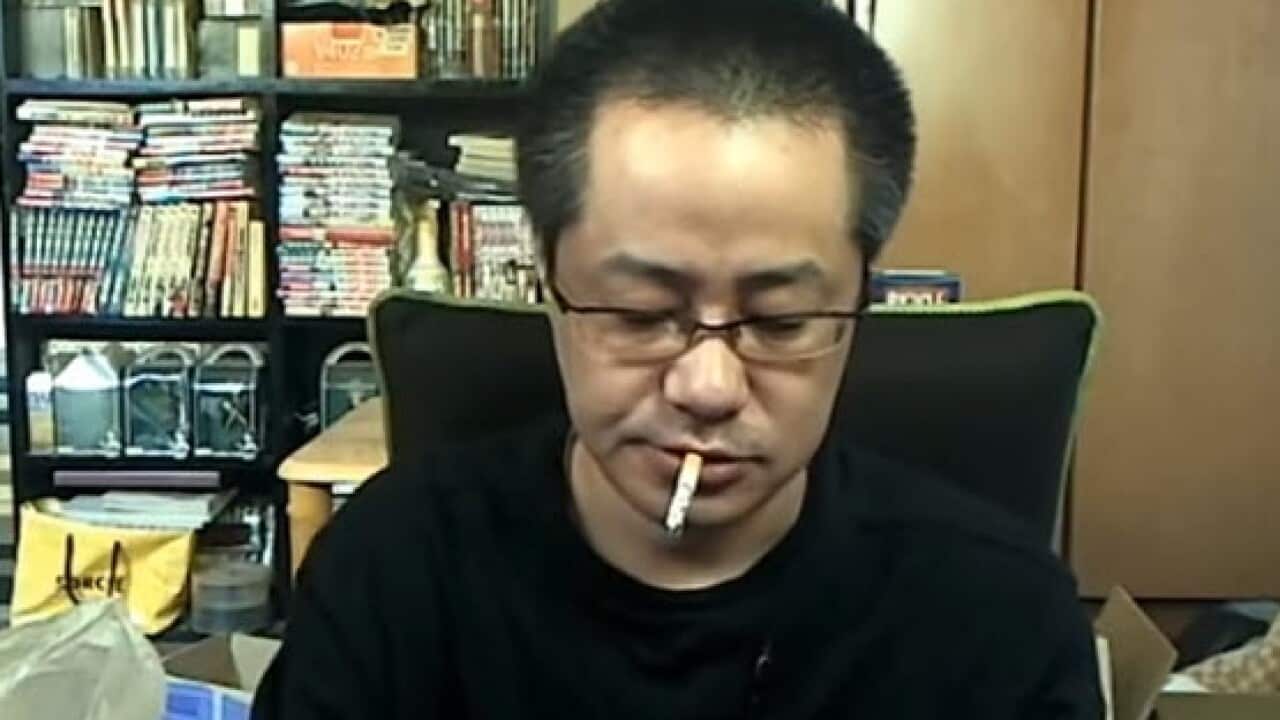 Man burns down apartment while live streaming. 