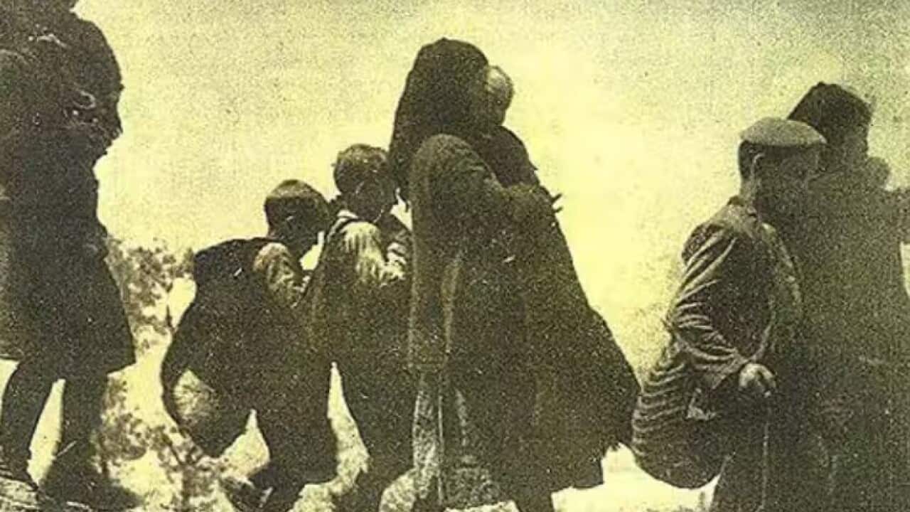 MK DECA BEGALCI web.jpg