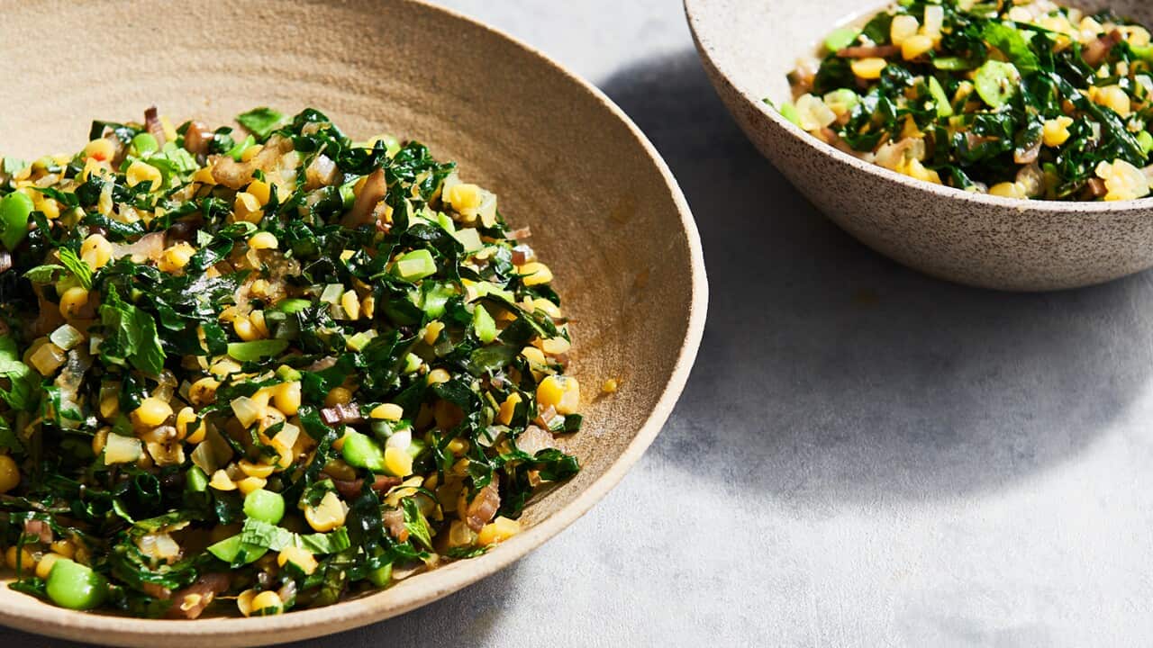 Ibizan Easter stew with greens, braod beans and mint (cuinat)