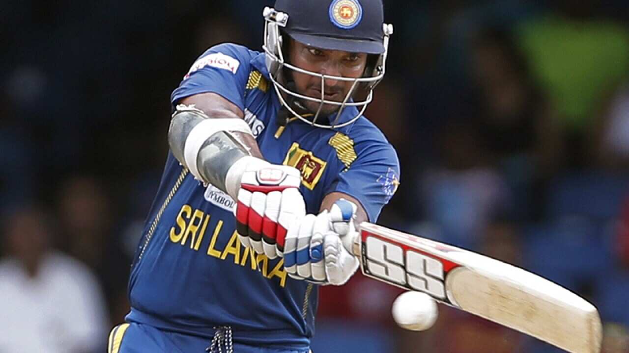 Sangakkara blitz helps Sri Lanka