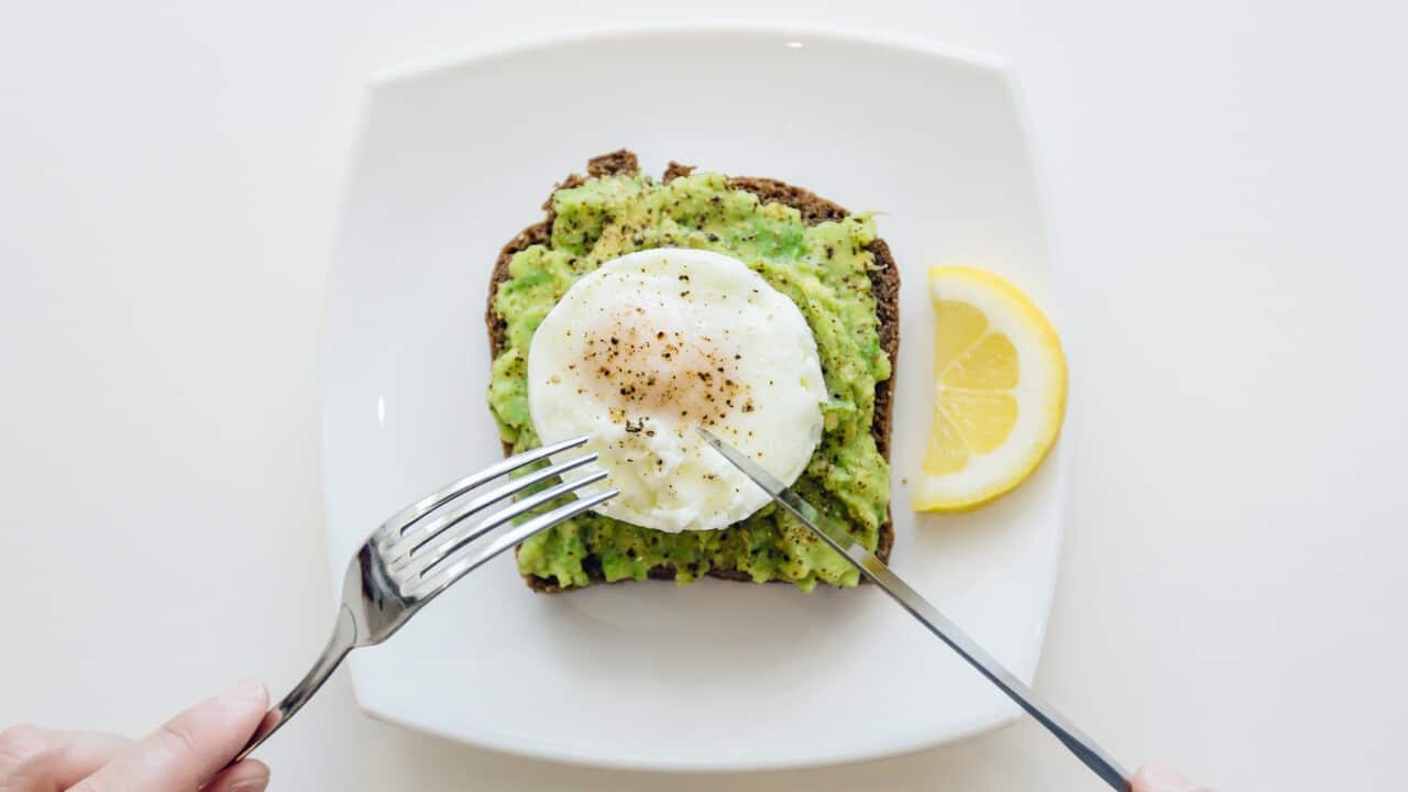 Der "Klassiker" Avocado und Ei auf Toast kann schnell mal einiges kosten