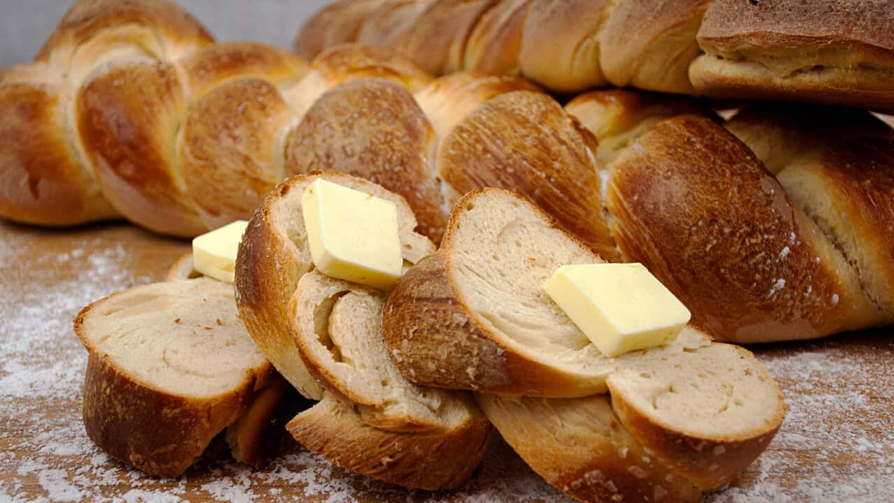 Image for read more article 'JEWISH SABBATH BREAD'