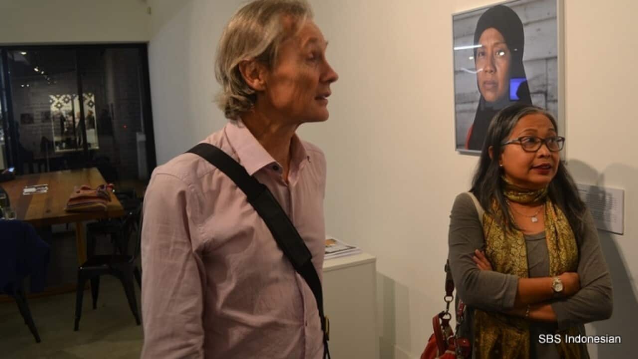Dr Paul Thomas (left) and Nani Osman Thomas at Footscray Community Centre for the opening of The Act of Living exhibition – Melb 26 Apr 2017.