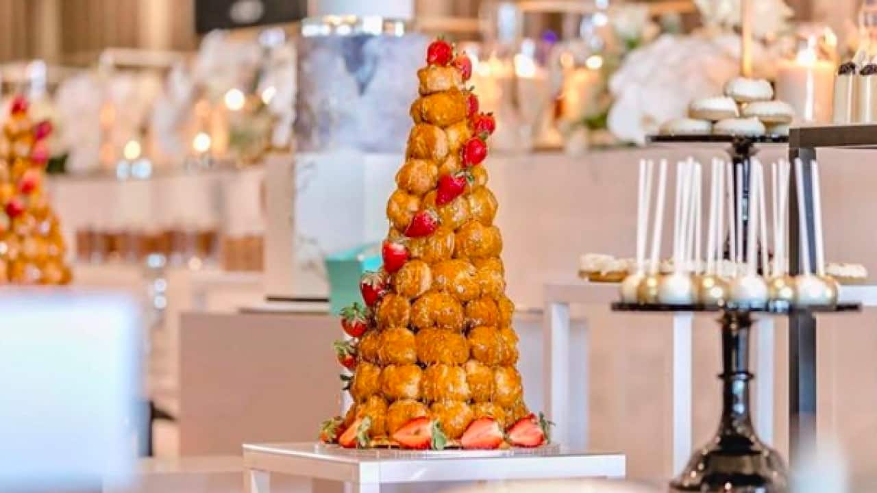 Croquembouche