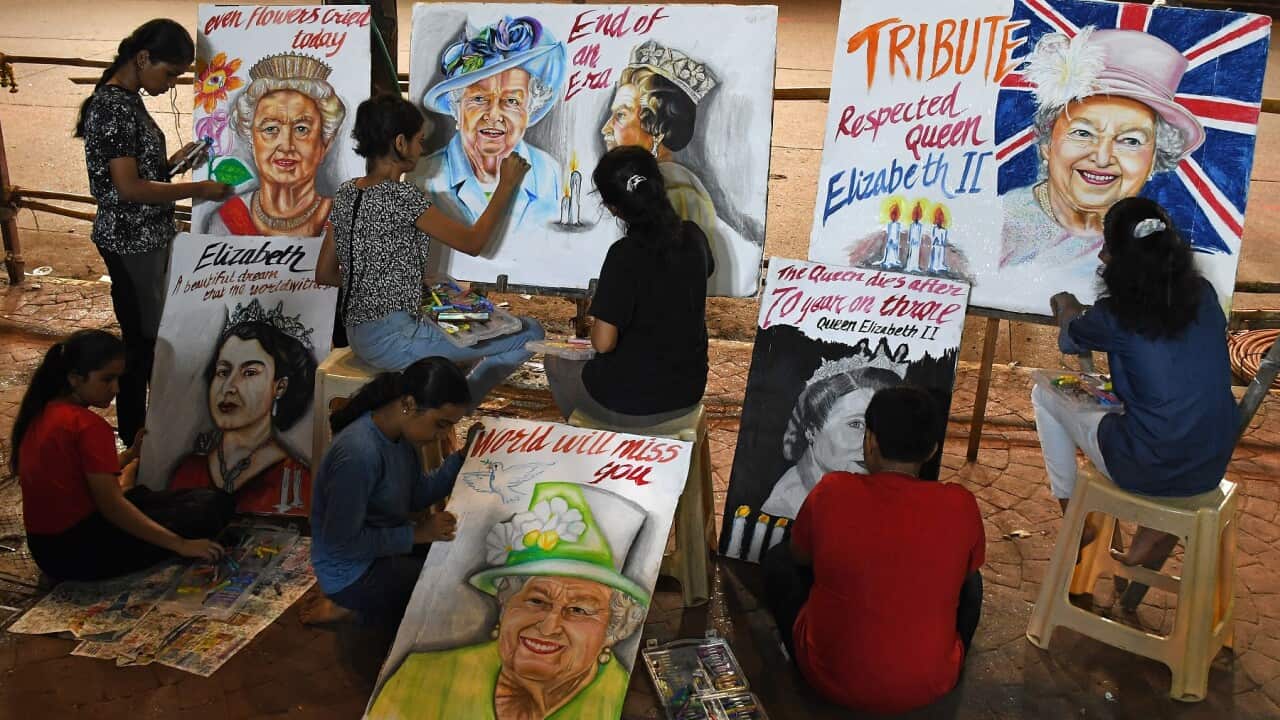 Tribute to Queen Elizabeth in Mumbai, India - 09 Sep 2022