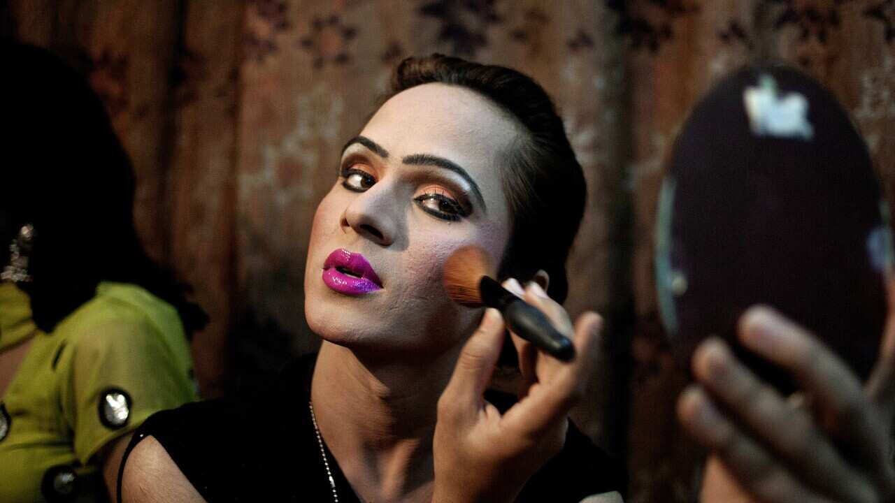 In this Thursday, Oct. 18, 2012, photo, Kate Heart,